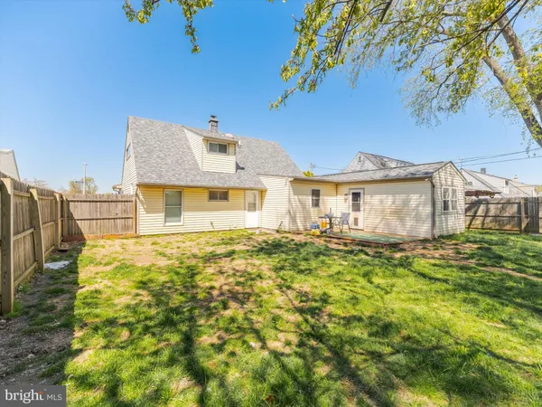 $440,000 | 51 Junewood Drive, Levittown, PA 19055