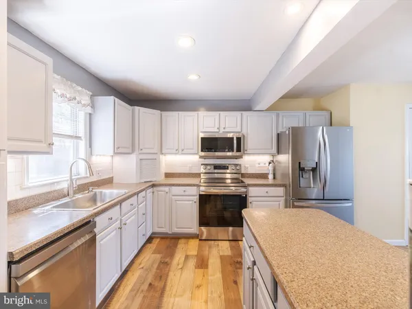 $440,000 | 51 Junewood Drive, Levittown, PA 19055