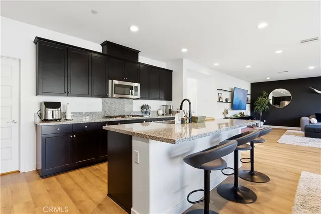 $3,995 | 24942 Whispering Way, Menifee, CA 92584