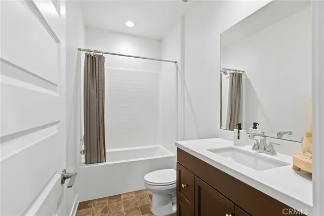 $3,995 | 24942 Whispering Way, Menifee, CA 92584