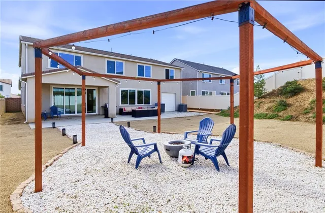$3,995 | 24942 Whispering Way, Menifee, CA 92584