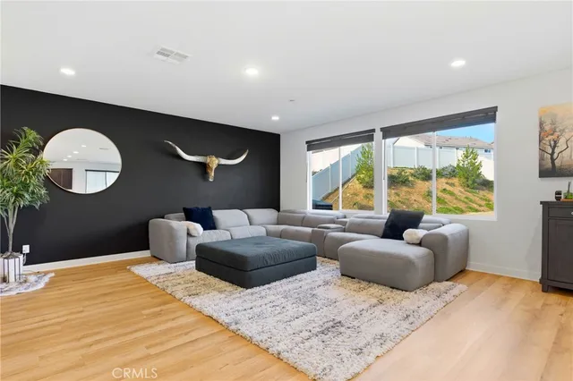 $3,995 | 24942 Whispering Way, Menifee, CA 92584