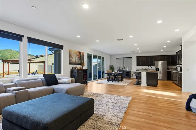 $3,995 | 24942 Whispering Way, Menifee, CA 92584