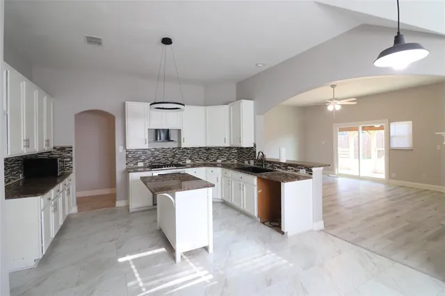 $2,350 | 10814-j A J A Forster Drive, Rowlett, TX 75089