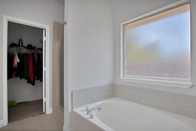 $2,350 | 10814-j A J A Forster Drive, Rowlett, TX 75089