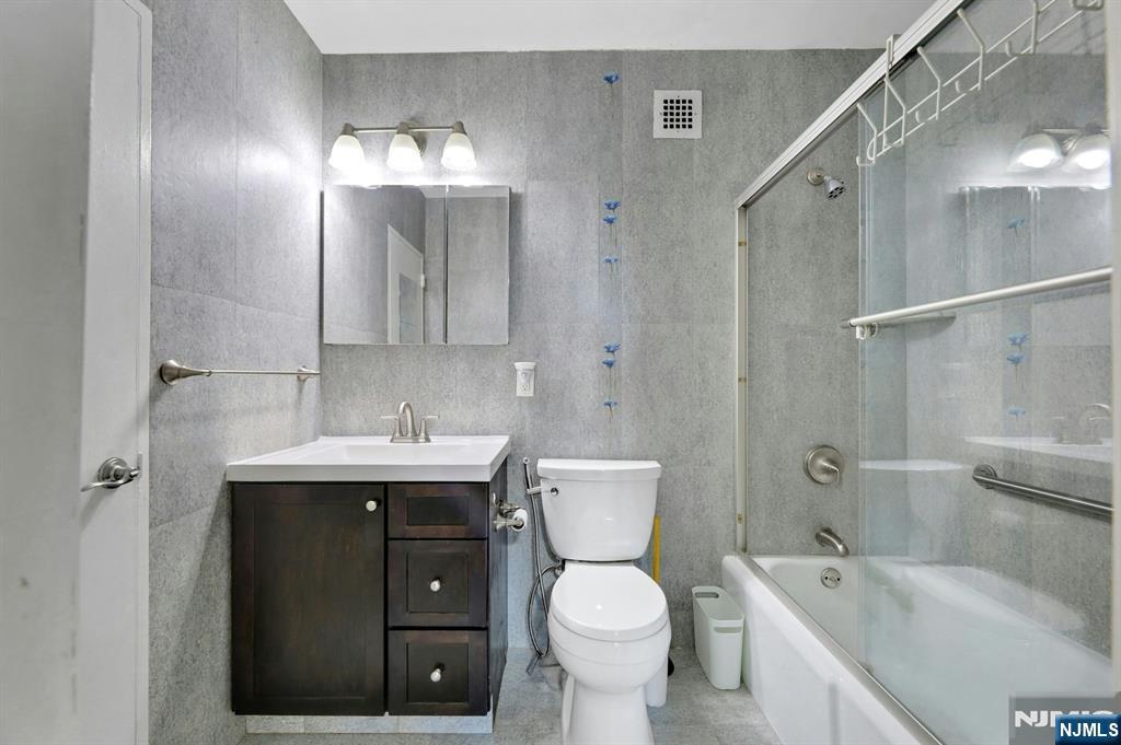6 Horizon Road, Unit 807 Fort Lee, NJ 07024 - Photo 25 of 38 Gallery Image 25