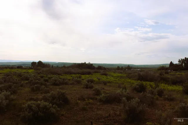 $170,500 | Tbd Tbd Sage Creek Road, Midvale, ID 83645