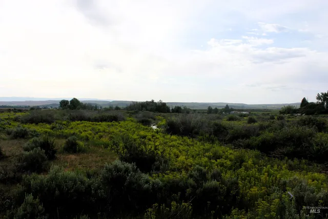 $170,500 | Tbd Tbd Sage Creek Road, Midvale, ID 83645
