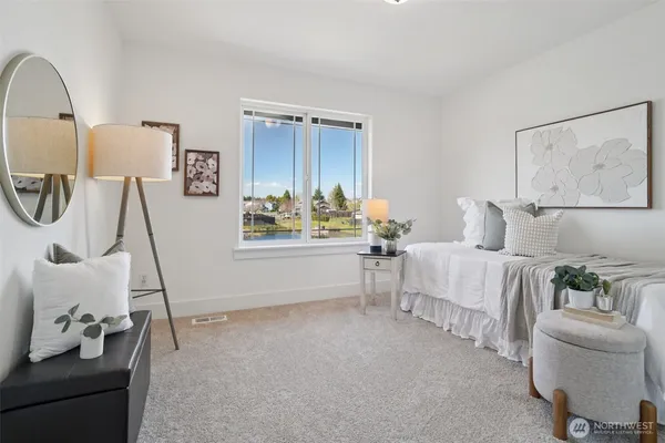 $800,000 | 13514 168th St Court East, Puyallup, WA 98374