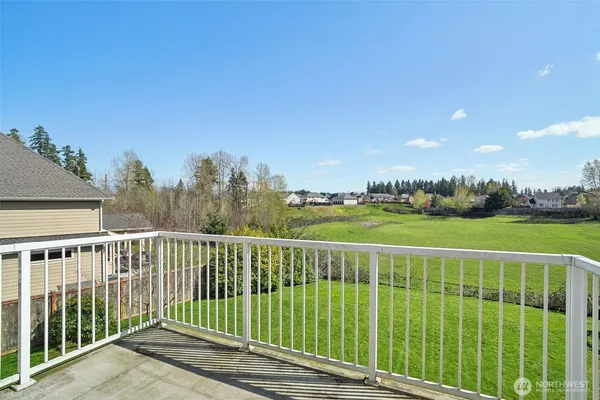$800,000 | 13514 168th St Court East, Puyallup, WA 98374