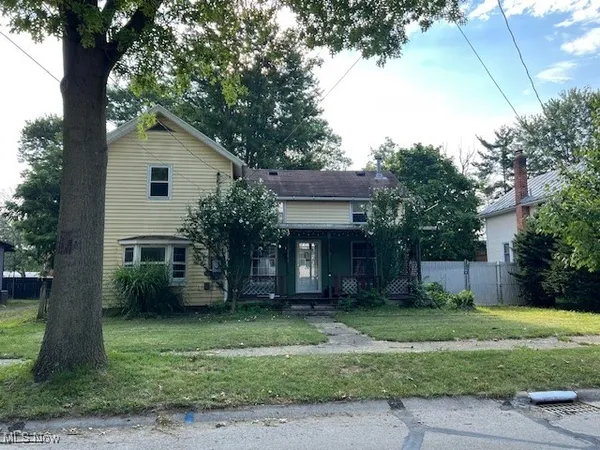 $123,000 | 111 South Mill Street, Wellington, OH 44090