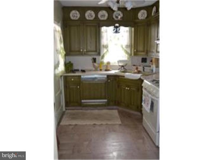 1415 Prospect Ridge Boulevard Haddon Heights, NJ 08035 - Photo 12 of 25 Kitchen