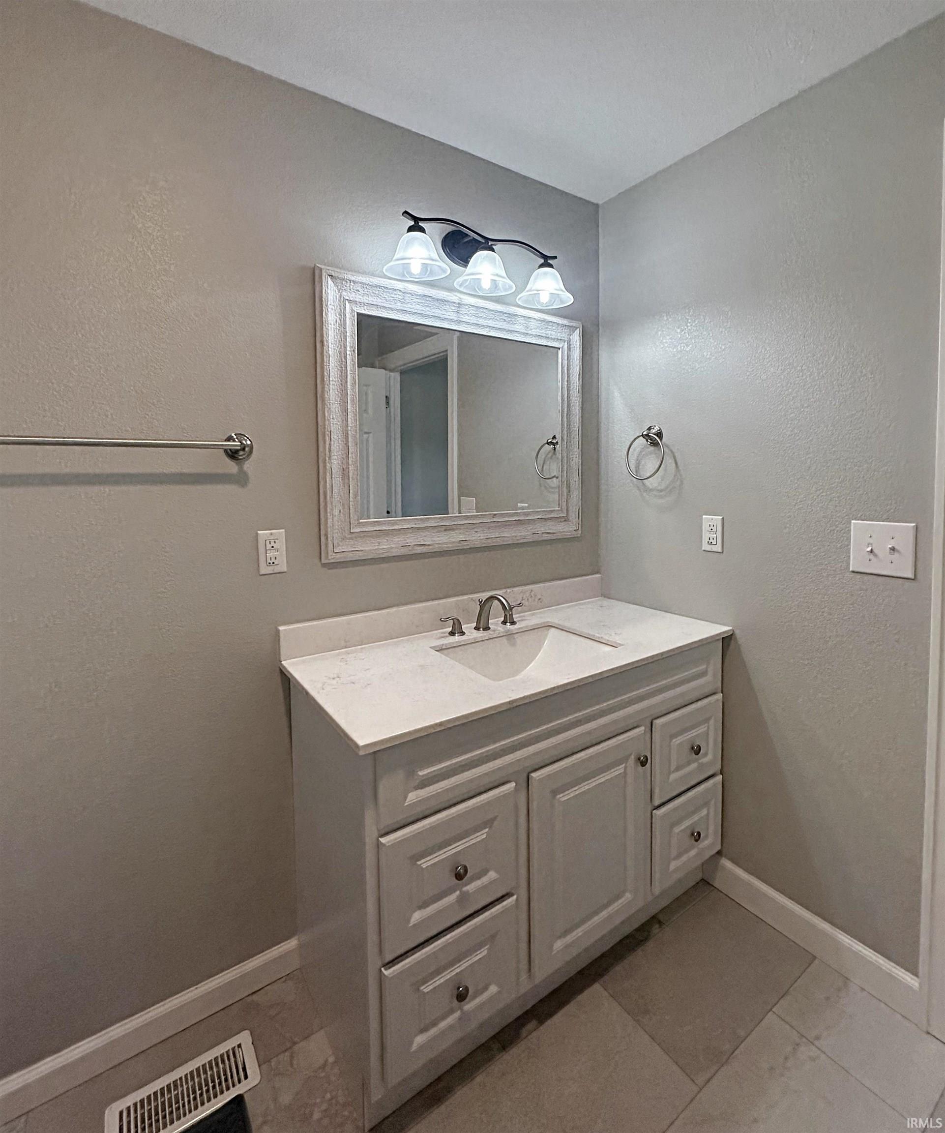1047 Sugarland Road Washington, IN 47501 - Photo 16 of 33