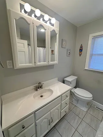 $315,000 | 1047 Sugarland Road, Washington, IN 47501