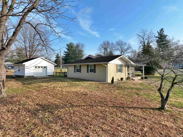 $332,000 | 1047 Sugarland Road, Washington, IN 47501