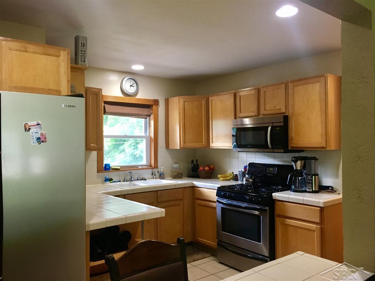 2371 Murphy Road Flint, MI 48504 - Photo 4 of 18 31327542-3.JPG