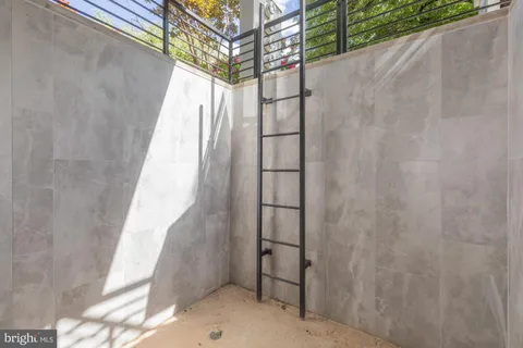 $749,900 | 1332 G Street Southeast, Unit 1, Washington, DC 20003