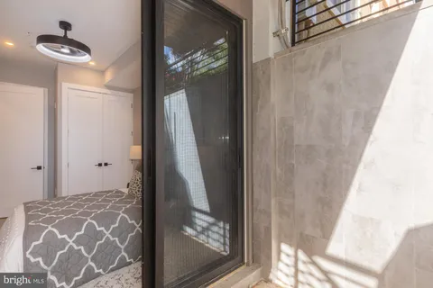 $749,900 | 1332 G Street Southeast, Unit 1, Washington, DC 20003