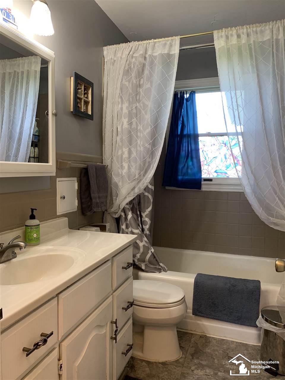 11176 Exeter Road Carleton, MI 48117 - Photo 26 of 34