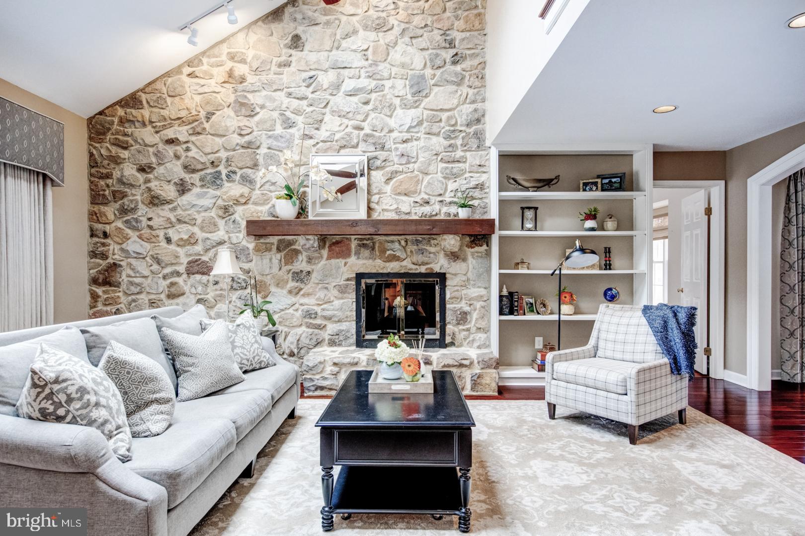 1337 Shadow Oak Drive Malvern, PA 19355 - Photo 14 of 49 Family room