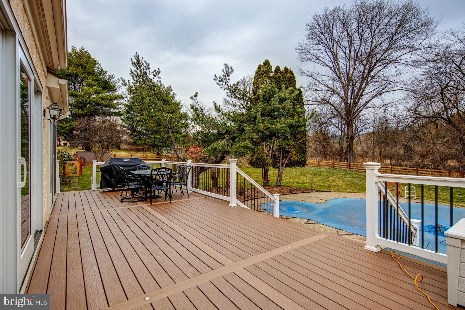 1337 Shadow Oak Drive Malvern, PA 19355 - Photo 43 of 49 Back deck