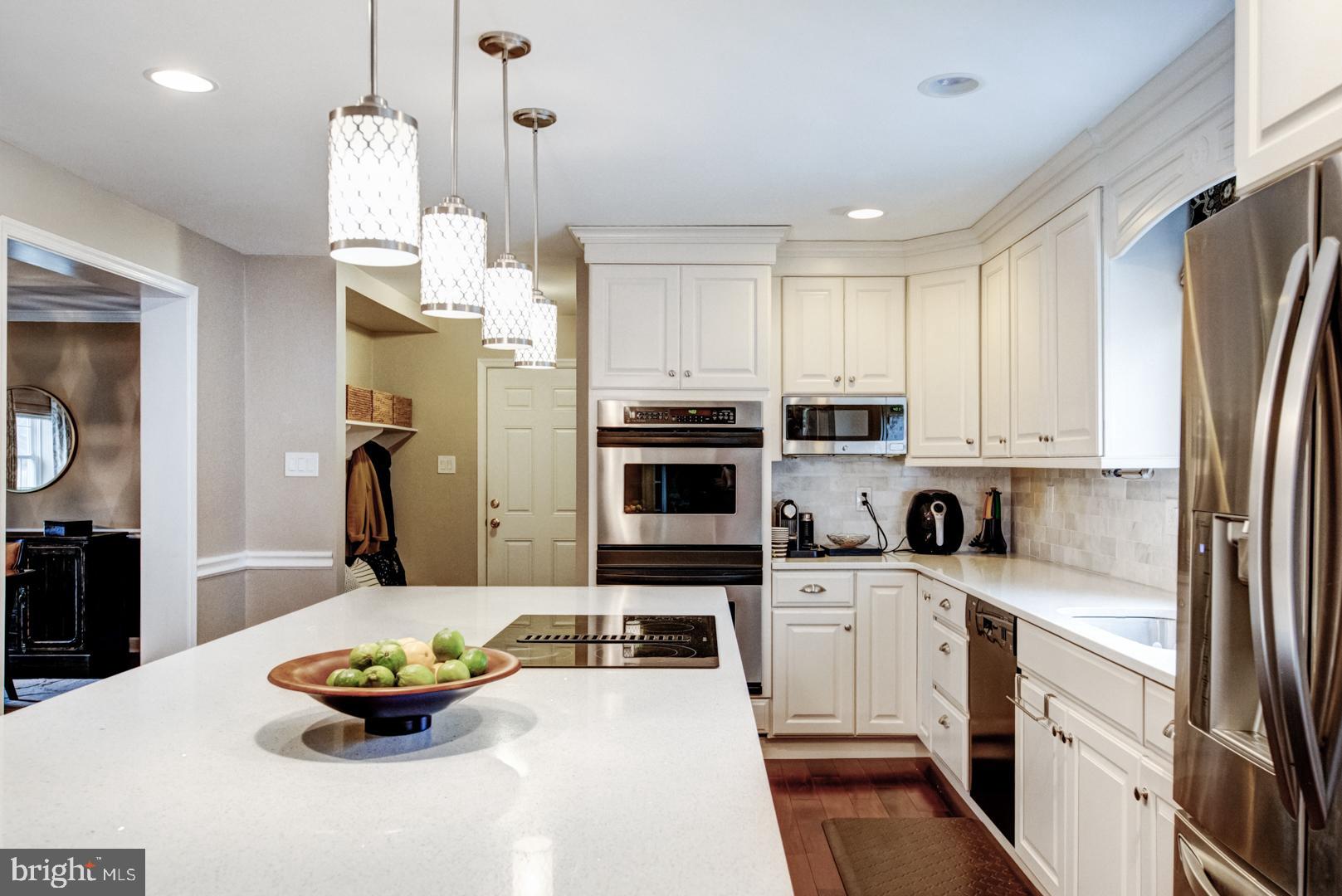 1337 Shadow Oak Drive Malvern, PA 19355 - Photo 8 of 49