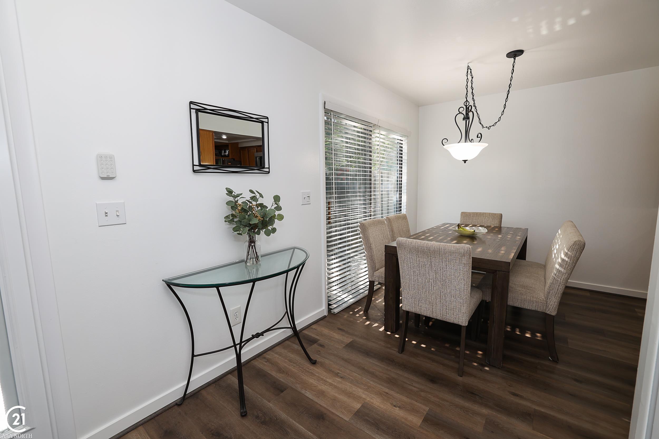 1449 Oakbrook E Drive Rochester, MI 48307 - Photo 8 of 50 50083513-7.JPG