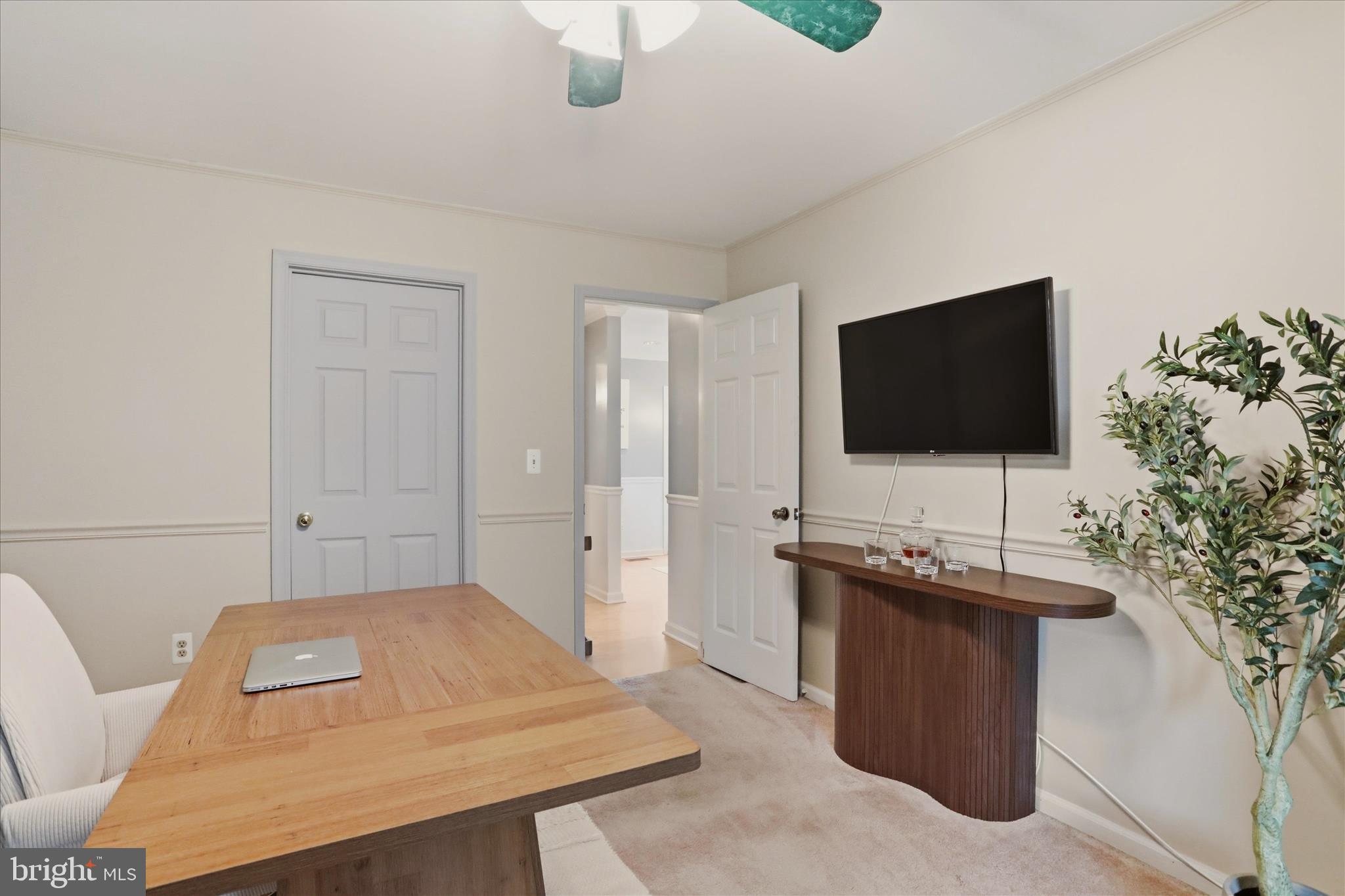 13427 Maugansville Road Hagerstown, MD 21740 - Photo 21 of 39