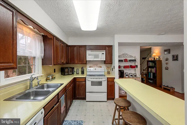 $269,900 | 126 Warren Circle, Stephens City, VA 22655