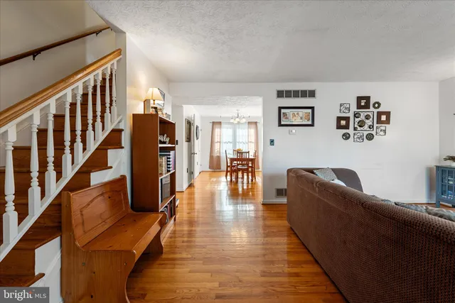 $269,900 | 126 Warren Circle, Stephens City, VA 22655