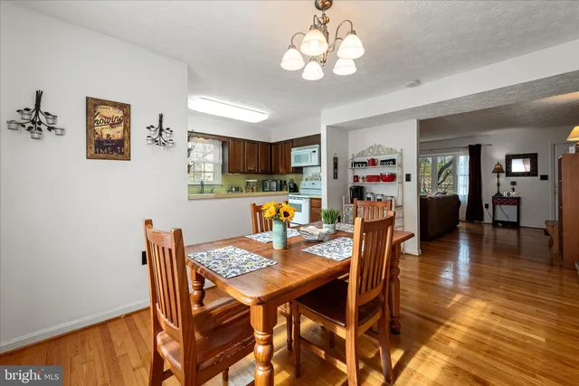 $269,900 | 126 Warren Circle, Stephens City, VA 22655