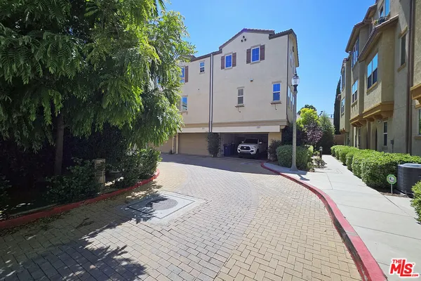 a front view of house with yard