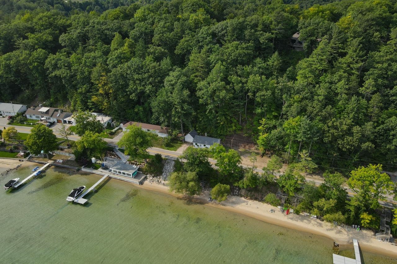 10665 Bluff Road Traverse City, MI 49686 - Photo 21 of 25