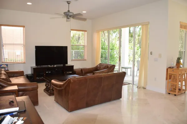 $6,950 | 9898 Palma Vista Way, Boca Raton, FL 33428