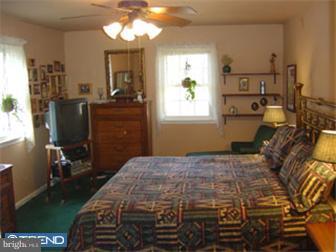 375 Danell Road Wayne, PA 19087 - Photo 5 of 12 Bedroom - Main