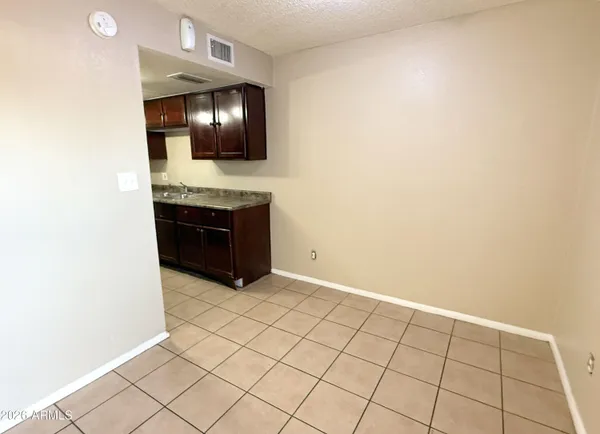 $1,295 | 5244 West Lynwood Street, Phoenix, AZ 85043