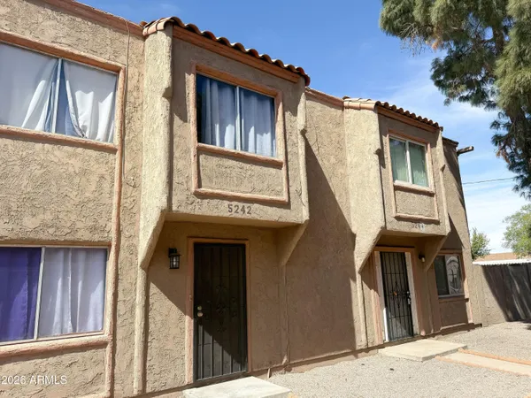 $1,395 | 5244 West Lynwood Street, Phoenix, AZ 85043