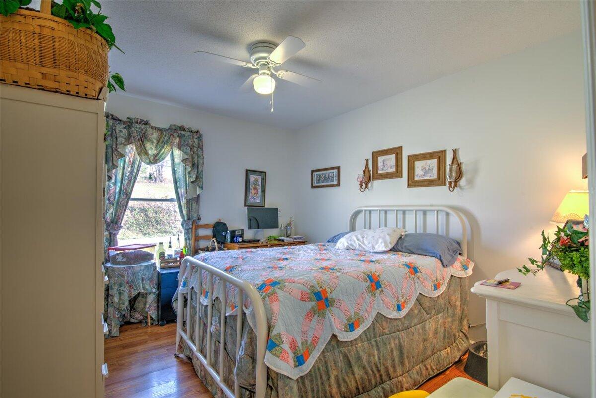 475 Hales Chapel Road Gray, TN 37615 - Photo 20 of 37 20-475_HalesChapel-42