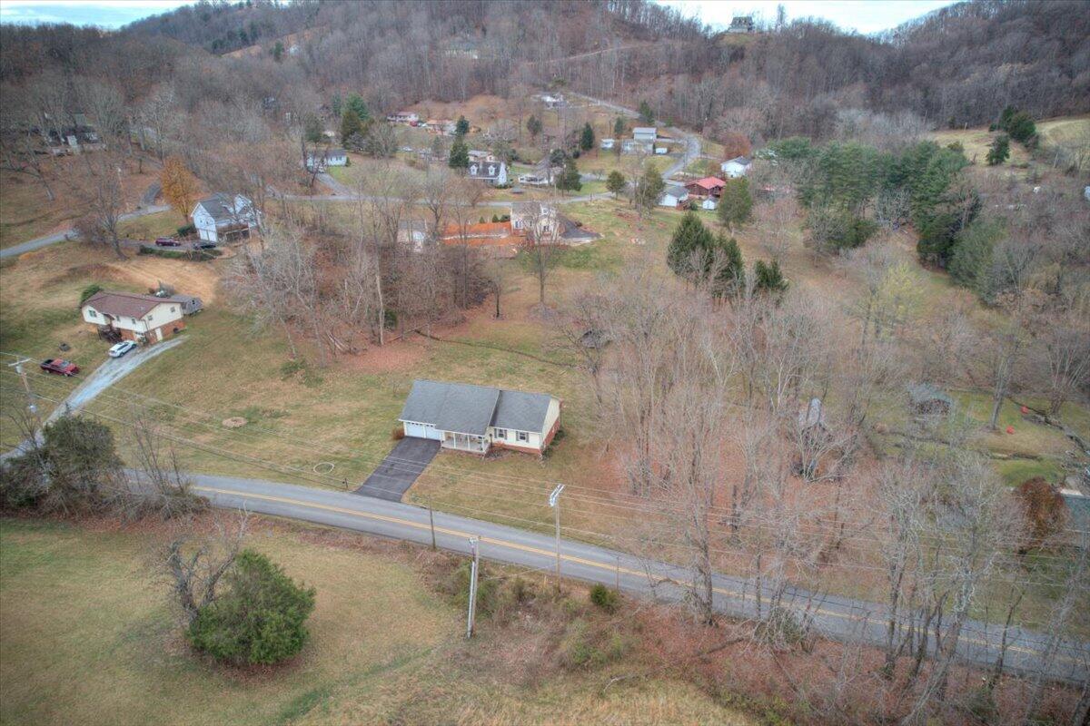 475 Hales Chapel Road Gray, TN 37615 - Photo 29 of 37 29-475_HalesChapel-7