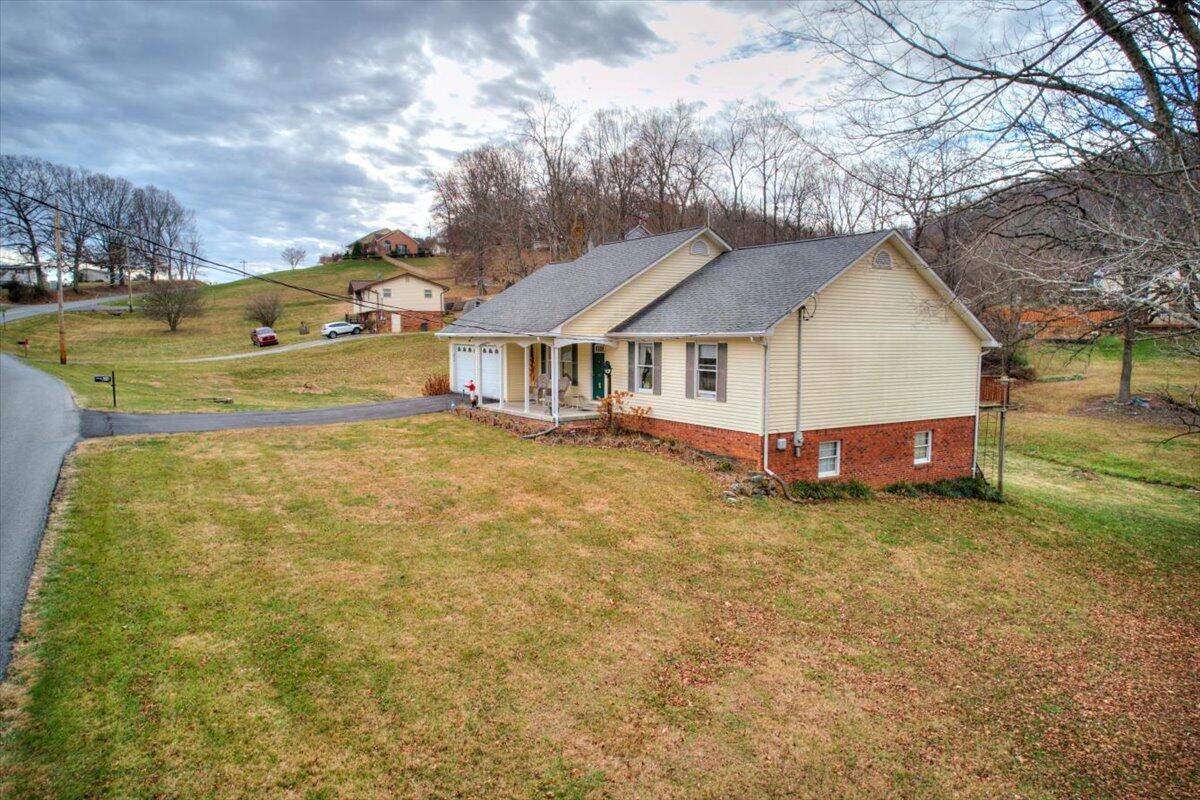 475 Hales Chapel Road Gray, TN 37615 - Photo 33 of 37 33-475_HalesChapel-19