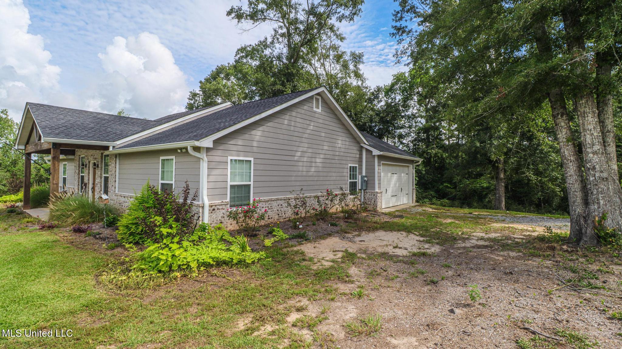 159 Beaver Dam Road Perkinston, MS 39573 - Photo 3 of 21 159 Beaver Dam Road-48024