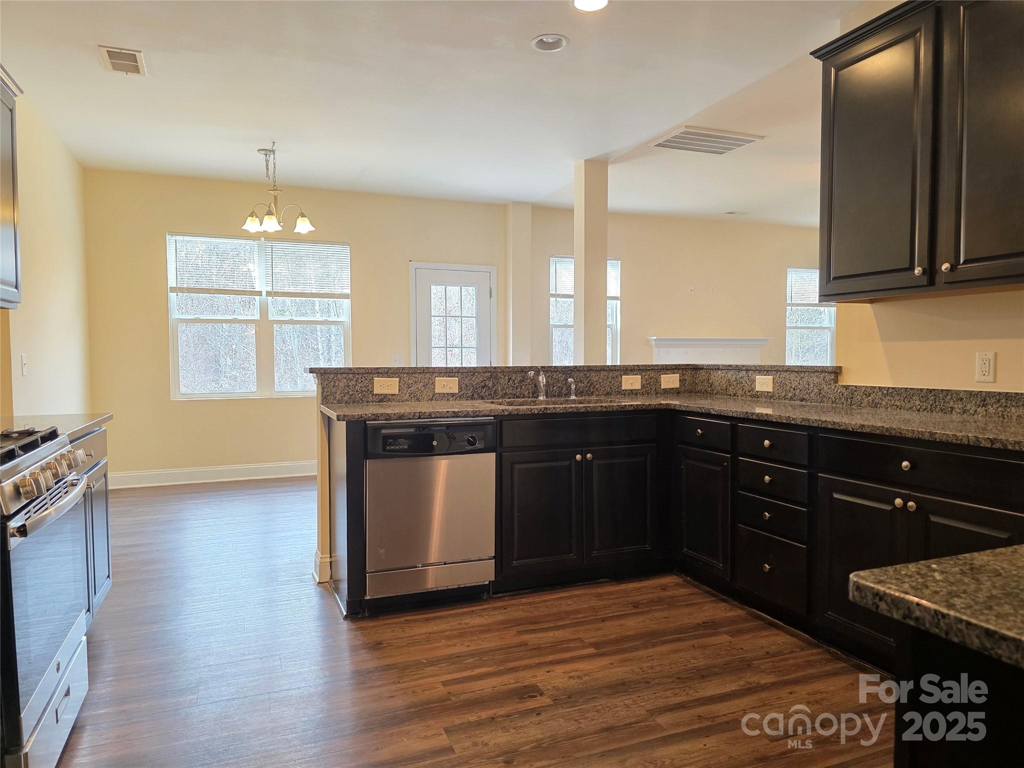 206 Sassafras Road Mooresville, NC 28115 - Photo 5 of 33