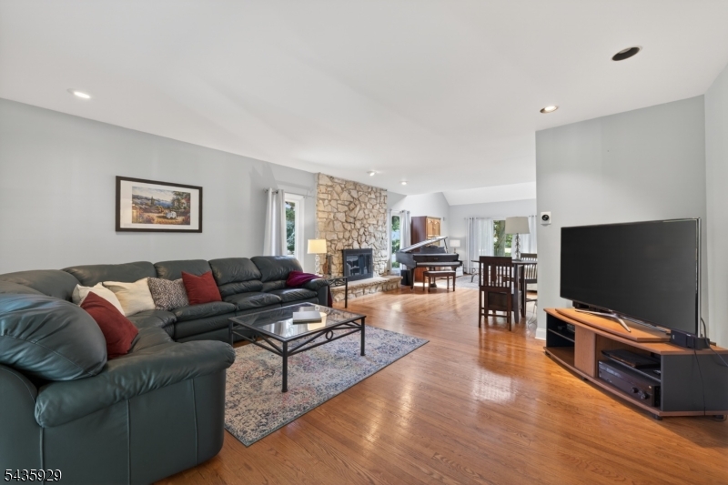 32 1st Street Florham Park, NJ 07932 - Photo 11 of 45