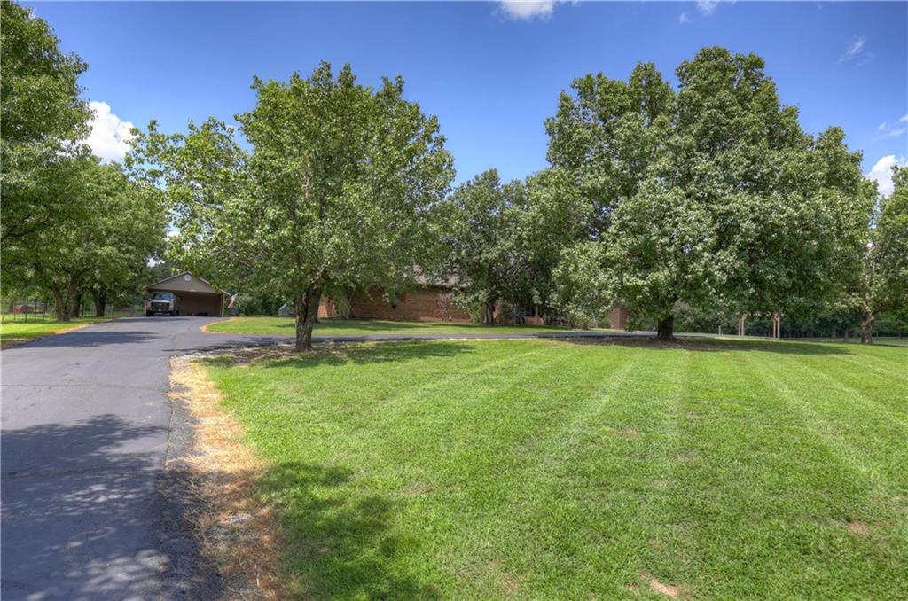 1426 East State Line Road Baxter Springs, KS 66713 - Photo 7 of 71