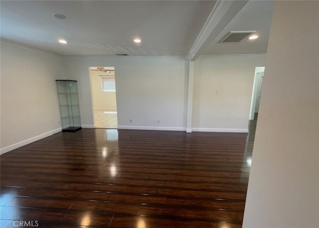 10539 Tinker Avenue Tujunga, CA 91042 - Photo 15 of 20