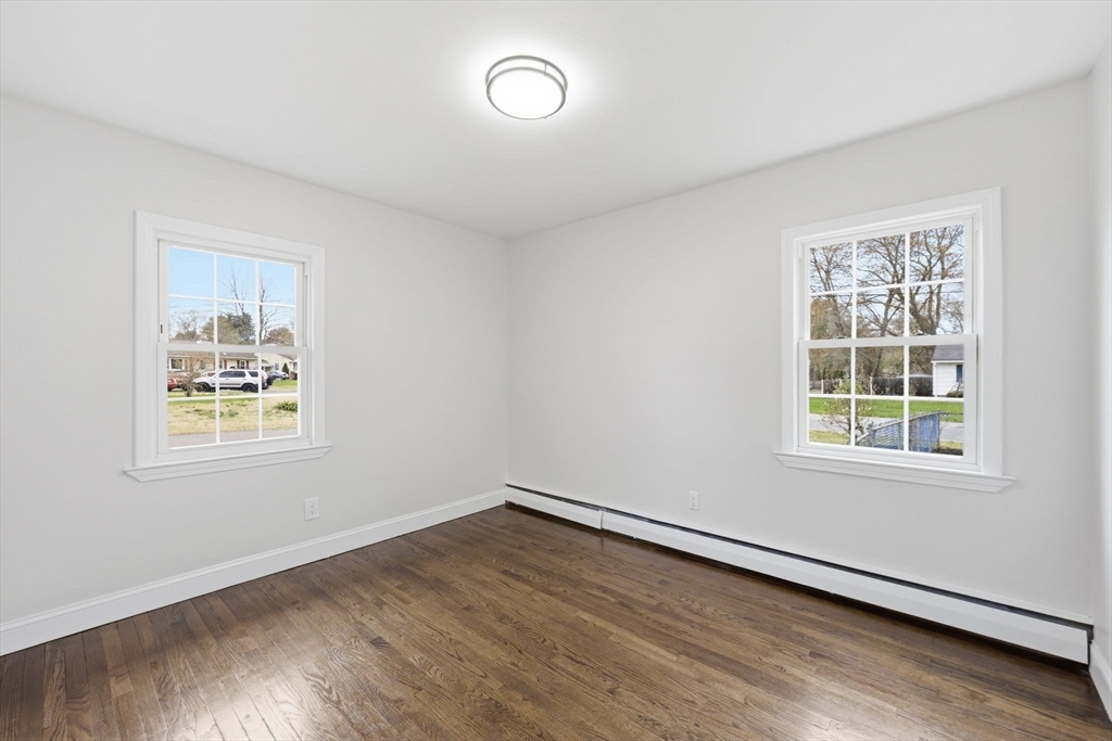 177 Flint Street Springfield, MA 01129 - Photo 15 of 25