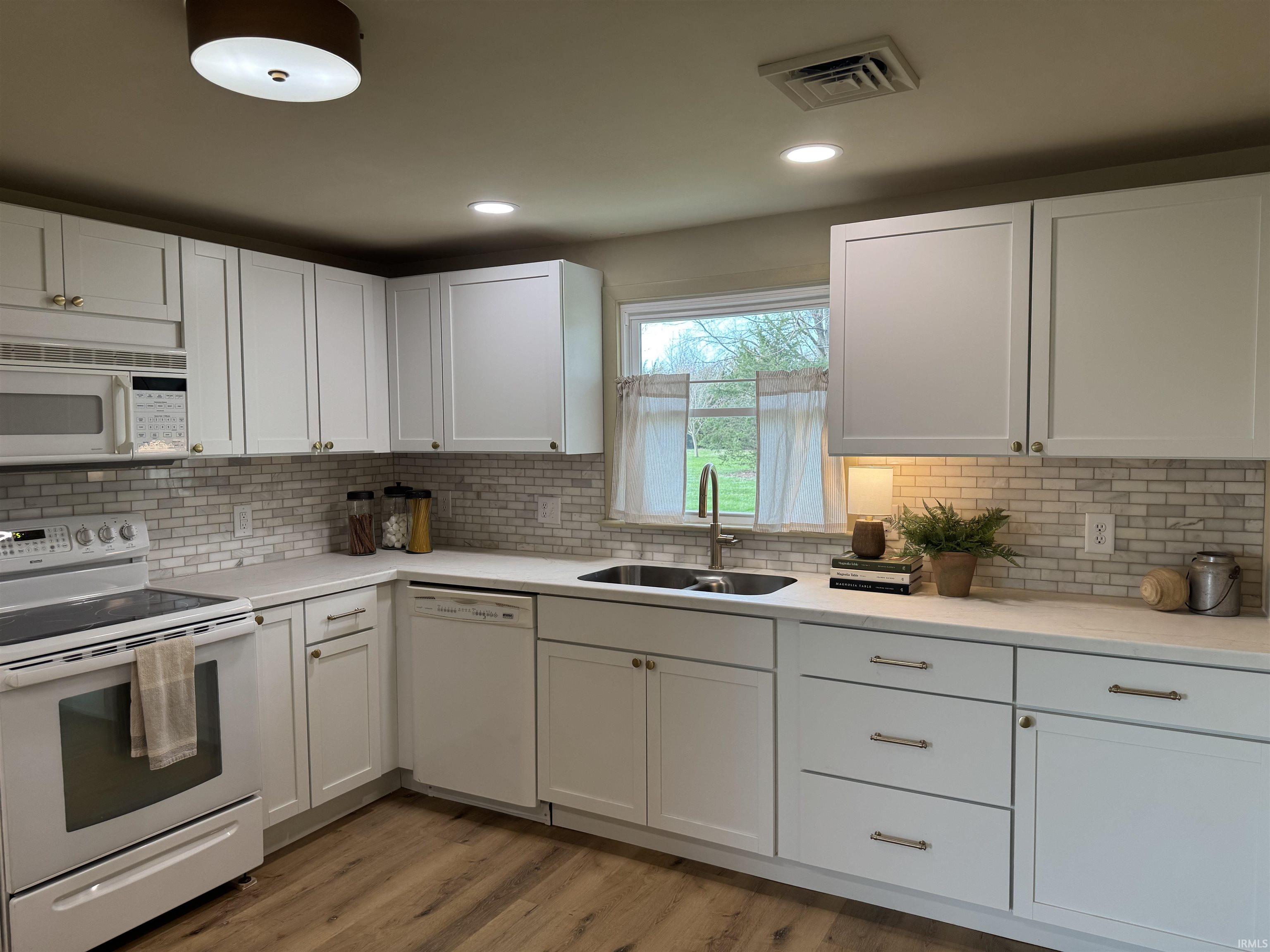 2100 East Cr700 Road North Muncie, IN 47303 - Photo 8 of 20