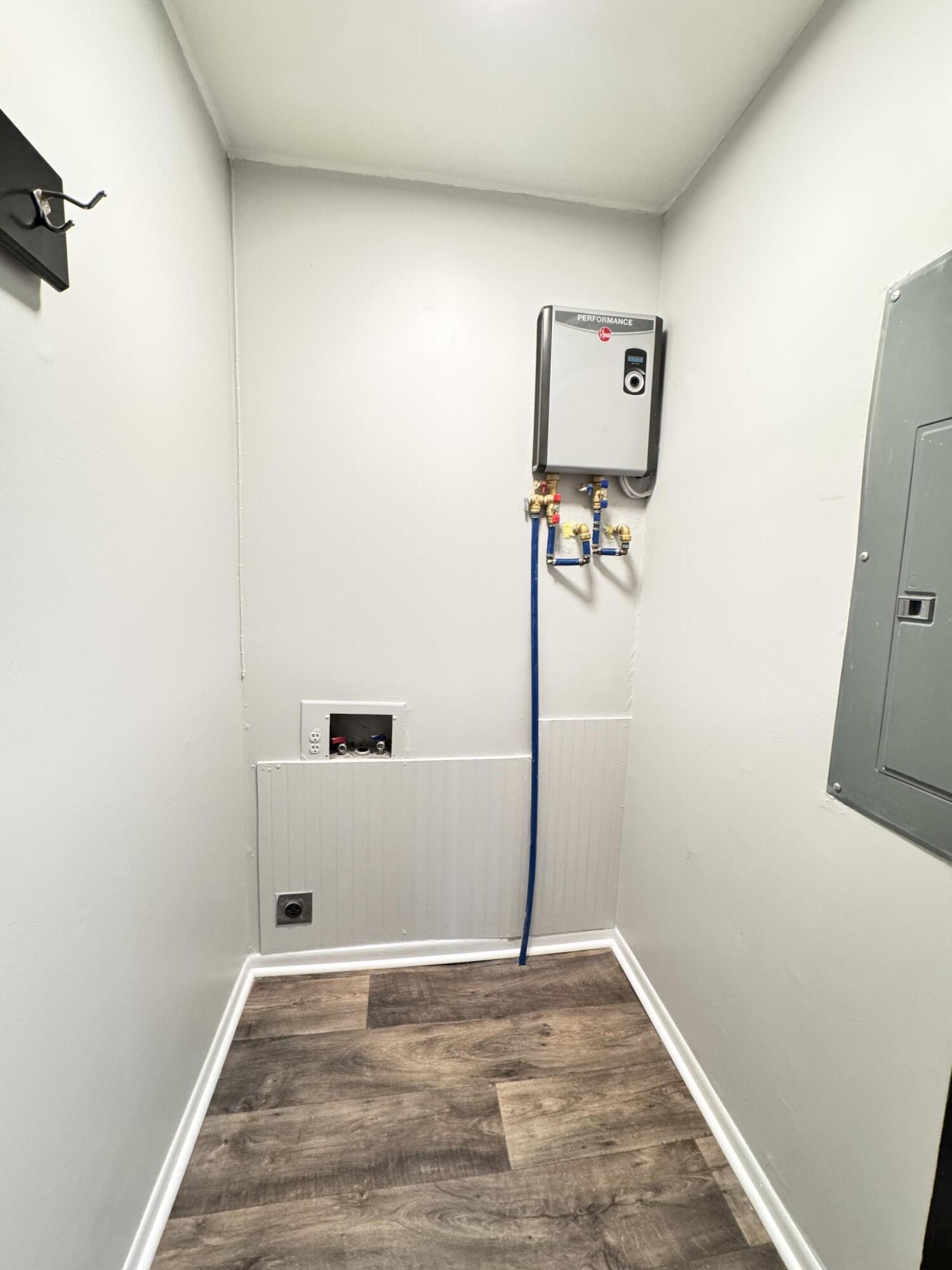 227 Bailey Street Walterboro, SC 29488 - Photo 15 of 26 227 Bailey Street