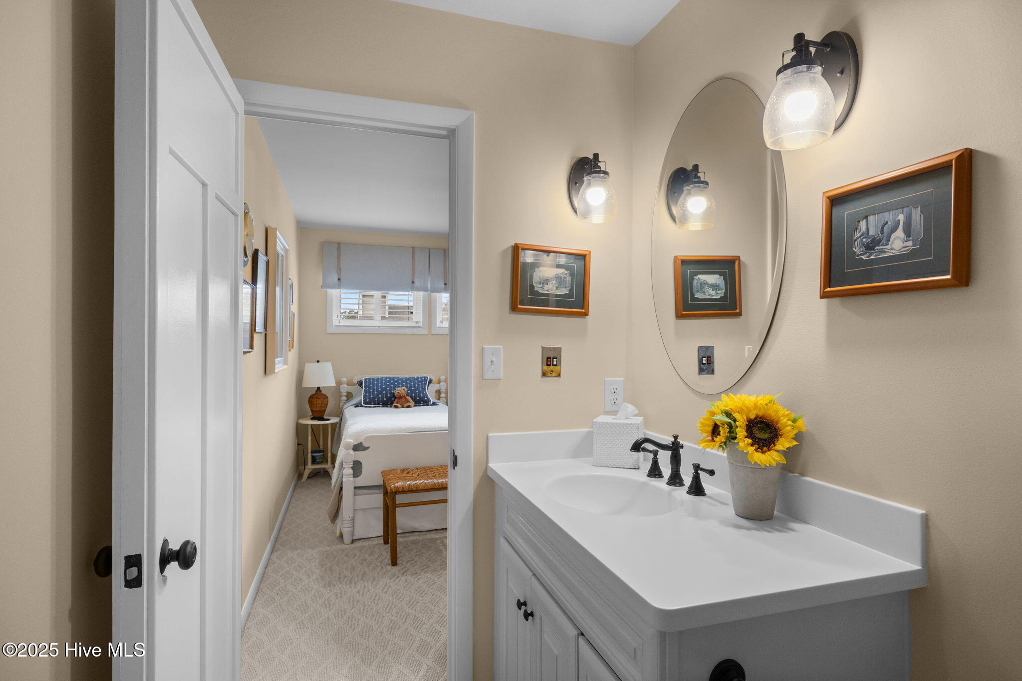 209 Sound Court Morehead City, NC 28557 - Photo 14 of 44 En-Suite Bath