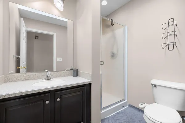 $299,000 | 16992 Farmington Road, Livonia, MI 48154